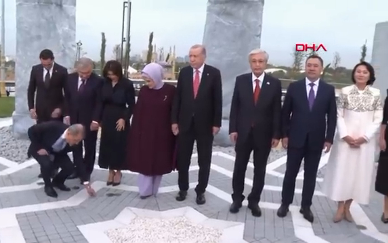 Ceyhun Bayramovdan Türkiyədə MARAQLI JEST - VİDEO xəbəri üçün şəkil