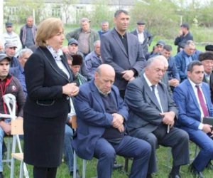    İcra başçısının görüşündə məmurlar mürgülədi - Foto   