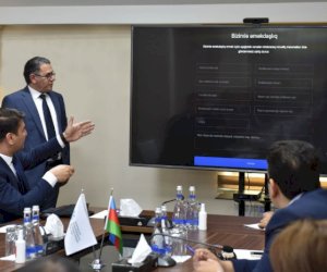    “E-KÖŞK” layihəsi təqdim olunub

   