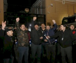    Türkiyədə Rusiya əleyhinə aksiyalar başladı – Video   