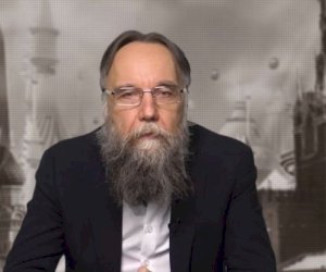    Dugin: “Zelenski təslim olana qədər əsgərlərimiz evlərinə qayıtmayacaq”   
