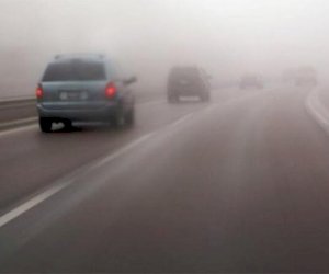    Yol polisi dumanlı hava şəraiti ilə bağlı sürücülərə xəbərdarlıq etdi   