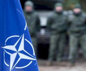    Fin parlamentində NATO müzakirəsi başladı   