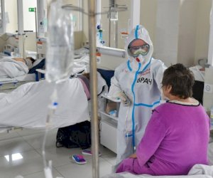    Rusiyada virusdan ölənlərin sayı 372 mini keçdi   