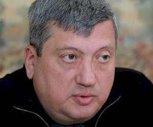    Ukrayna böhranında kimi dəstəkləməliyik? -   “Bu, bizim müharibə deyil!“