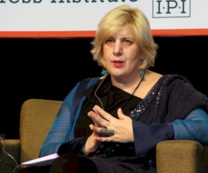    “Azərbaycan və Ermənistan arasında sülhün olması üçün hər iki tərəflə işləyirik“   