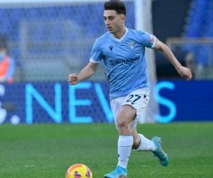    Məşhur futbolçunu döyüb maşınını əlindən aldılar   