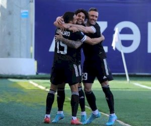    “Qarabağ” “Səbail”i darmadağın etdi   
