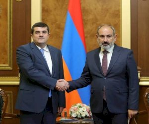    Paşinyan-Araik düşmənçiliyi məxfi planı açdı:   Erməni terrorçu Kremlin sirrini yaydı