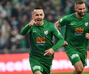    Namikin qolu “Bursaspor”u xilas etmədi - Video   