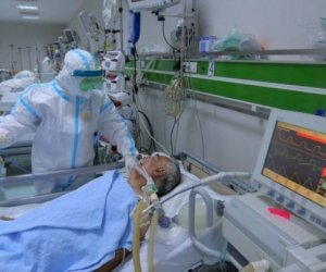    Qonşuda yoluxma azaldı: 1 nəfər öldü   