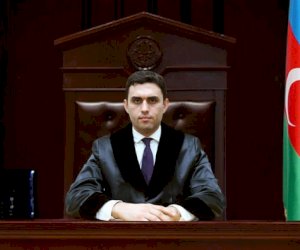    Hakim ölmüş adama ölkədən çıxma qadağası qoydu   - Şok iddia
