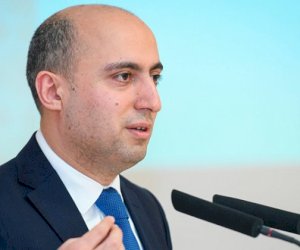    Nazir məktəblərdəki xoşagəlməz hallardan danışdı:   “Hər gün baş verəcək“
