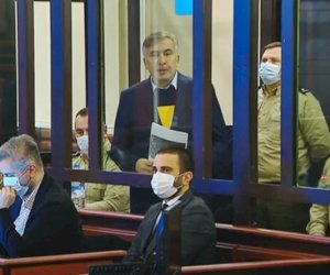   
Saakaşvili ölüm ayağında: Xəstəxanaya yerləşdirildi   