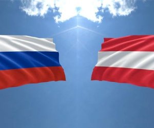    Daha bir ölkə rusiyalı diplomatları qovdu   
