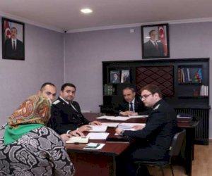    Baş prokuror Ağdamda vətəndaşları qəbul etdi   
