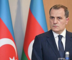    “Mirzoyanla müzakirələr konstruktiv keçdi” - Ceyhun Bayramov   