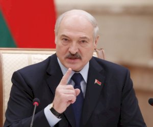    Lukaşenko Belarusdakı xarici diplomatlar haqda:   “Faşistdən də betərdilər“