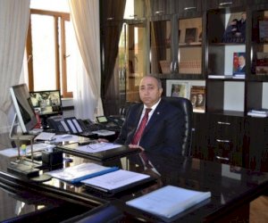    Həbsdə olan sabiq icra başçısı: “Baş həkimdən 6 min almışam“   