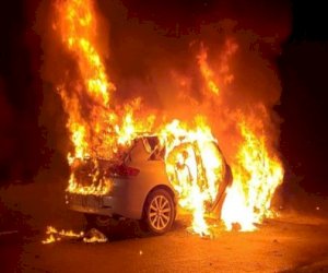    Bakıda “Lexus” və “Hyundai” yandı   