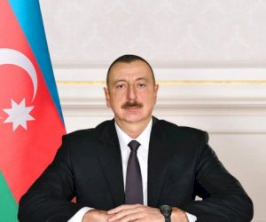    İlham Əliyev xristian icmasını təbrik etdi   
