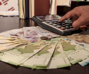    Nazirlik 81 nəfərə 1500 manat verdi   