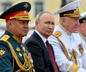    
Putin ukraynalı əsirləri 9 may paradına çıxarmaq istəyir   