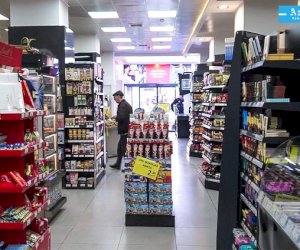    
Mağazadan 5 min manat pul və ərzaq oğurlandı

   