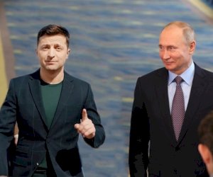    Rəsmi Kiyev: “Zelenski Putinlə masa arxasında oturmağa hazırdır”   