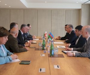    
Nazirlər Kür çayındakı vəziyyəti müzakirə etdilər   
