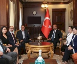    Ombudsman Bursa valisi ilə görüşdü   