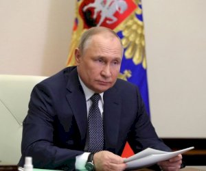    “Rusofob ərazilərin yaranmasına imkan verməyəcəyik“ - Putin   