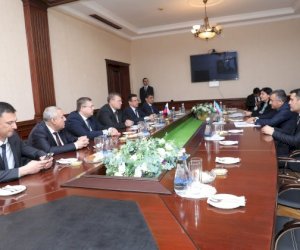    Xırdalanda Həştərxandan gələn heyətlə görüş keçirildi   