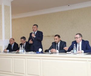    İcra başçısı “AAAF Park” Yaşayış Kompleksinin sakinləri ilə görüşdü   
