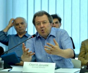    
Sergey Datsyuk: “Rusiyanın dağılması qaçılmazdır”    