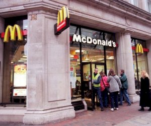    Müharibə McDonald's-ı 127 milyon dollar ziyana salıb   