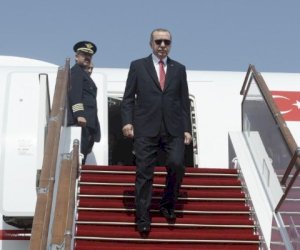    Ərdoğan Bakıya gəlir   