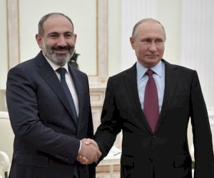    Paşinyan Rusiyaya yollanır, Putinlə görüşəcək   