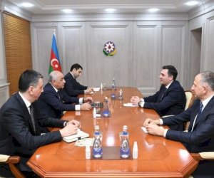    Əli Əsədov Gürcüstanın xarici işlər naziri ilə görüşdü   