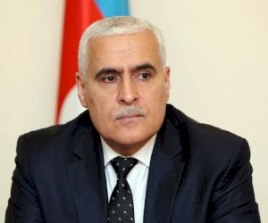    Vüqar Rəhimzadə: “Prezidentə xalqın sevgisi və etimadı şəksizdir“     