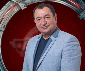    Cavad Rəcəbov da özünü “gözəlləşdirdi“   