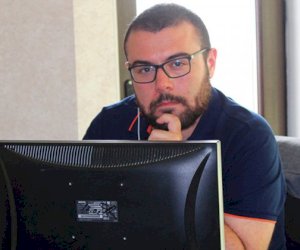    Qaqaş cəmiyyəti     