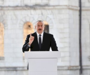    “Sovet hakimiyyətinin Zəngəzuru Azərbaycandan qoparıb Ermənistana verməsi tarixi faktdır”   