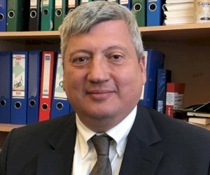    “Zəngəzurun Azərbaycana qaytarılmasını tələb etməliyik“   - Sabiq nazir