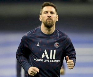    Messi növbəti titulu qazandı   