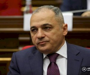    “Biz artıq Qarabağı itirmək yolundayıq” - Vahe Akopyan   