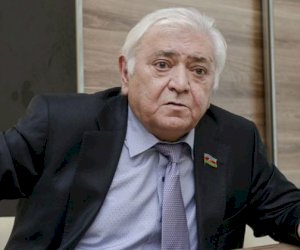    “Atəşkəsi tapşırıqla pozurlar, burada rusun barmağı var”   
