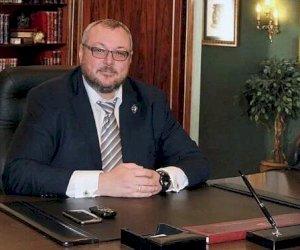   Avayev arvadını, qızını və özünü öldürdü   