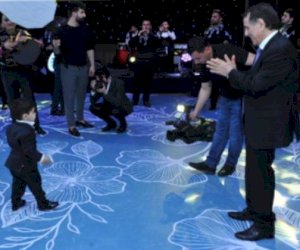    Novruz Məmmədovla nəvəsinin rəqsini bu məşhur xanım müğənni yayıbmış - Açıqlama   