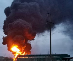   Ukrayna ordusu Rusiya ərazisini bombaladı   - Neft bazası yandı